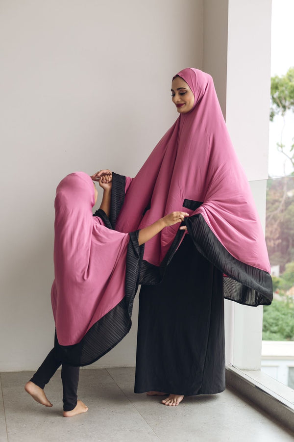 Knee length Pink and Black plissé burqa